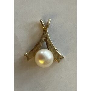 Vintage Cultured Pearl Drop Pendant 14k Solid Textured Yellow Gold MCM Necklace